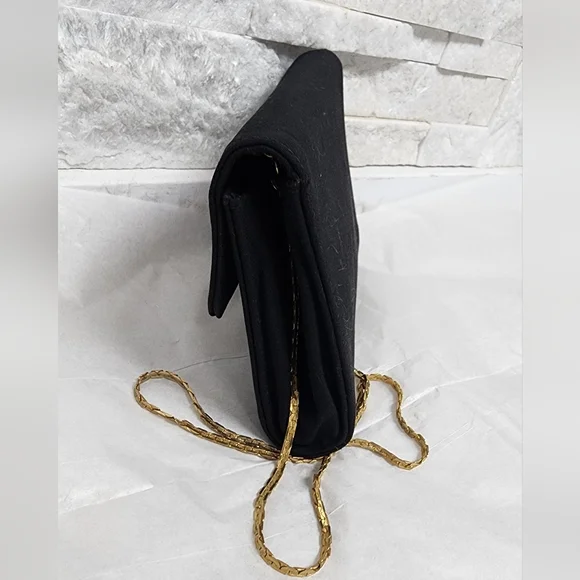 Black Mini Gucci Bag – Vintage Style, Wear as Clutch or Shoulder Bag - Picture 3 of 16